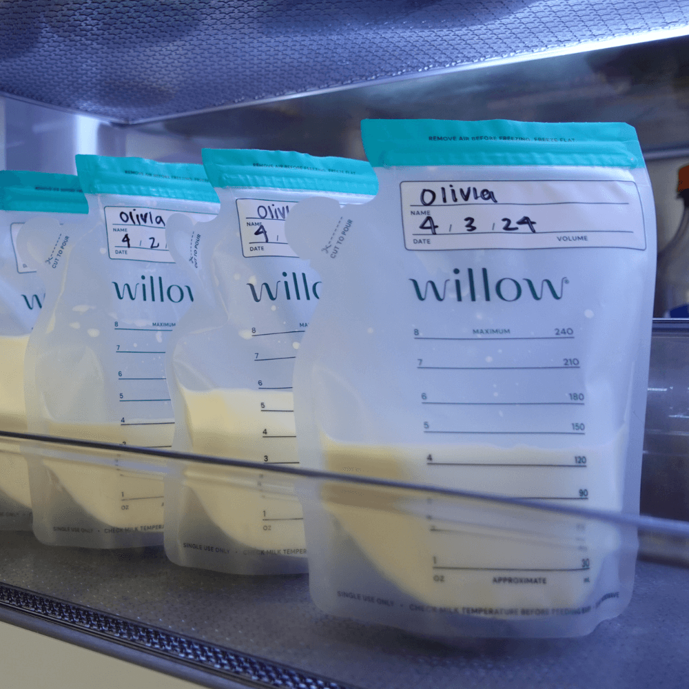 willow_breast_milk_storage_bags_2.png